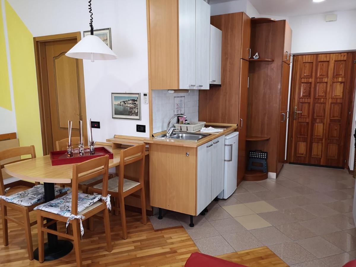 Апартаменты Apartmaji Mavita Пиран Экстерьер фото